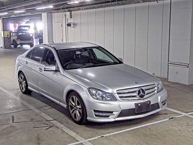 816 Mercedes benz C class 204049 2014 г. (ZIP Osaka)